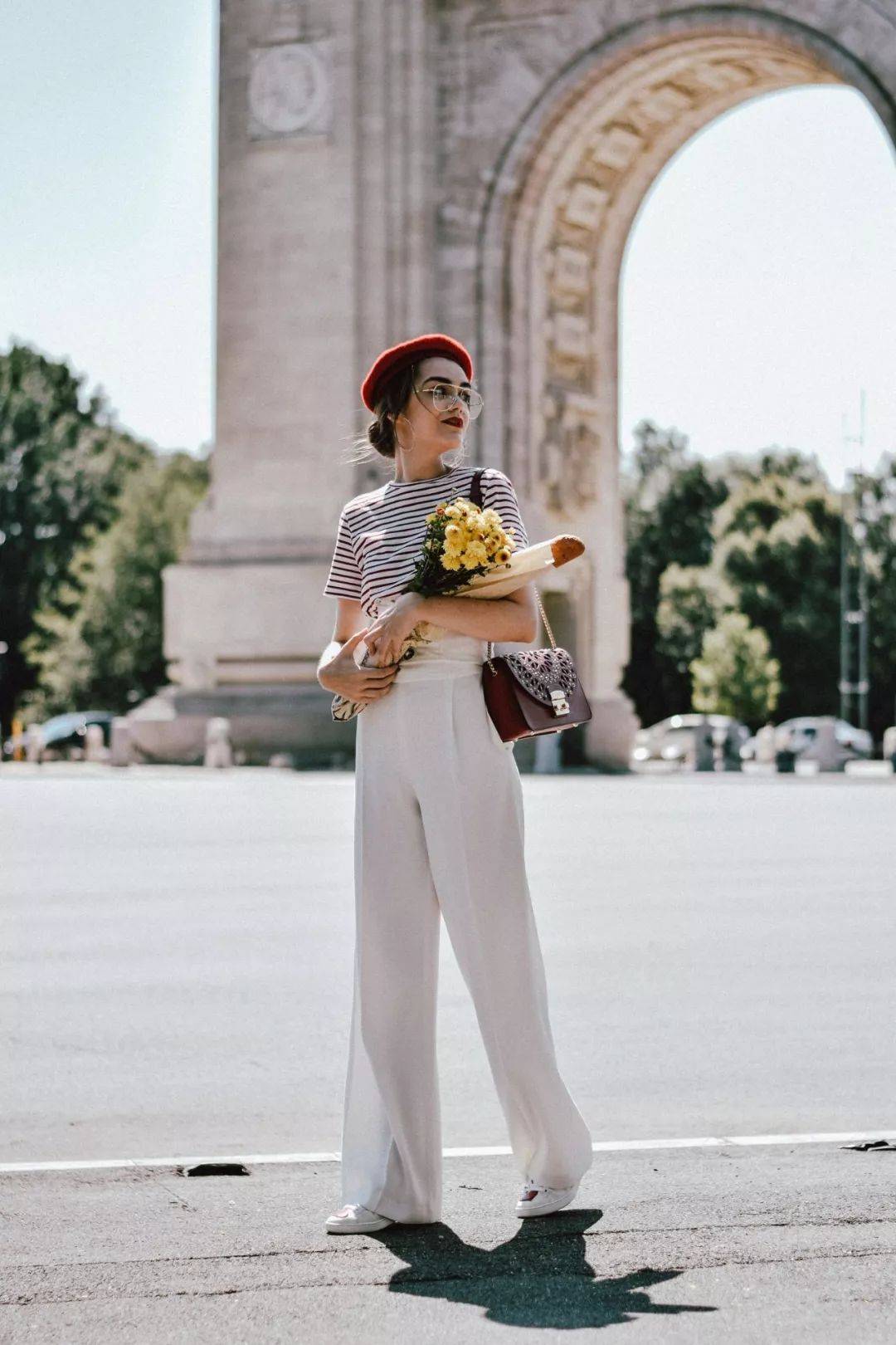 黑色|T恤+阔腿裤，早秋最显瘦搭配！