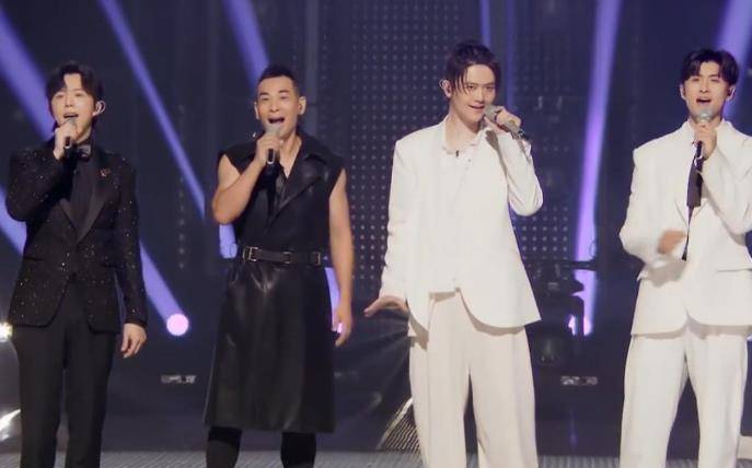 陈小春|央媒点名置顶《披荆斩棘的哥哥》，多位哥哥被点，他是第一个