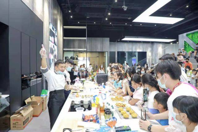 广东顺德又多了一家网红打卡地：格兰仕4.0科技体验馆正式开馆-家电圈官网