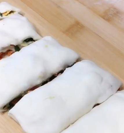 葱花|教你做一份香味可口的面食早餐，火腿葱花鸡蛋饼