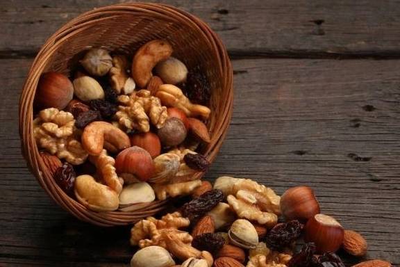 补充|宝妈生完孩子，婆婆端来一碗“补品”，知道什么东西后吐完了