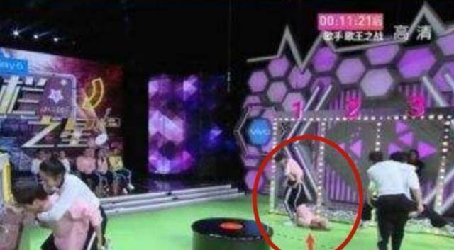 因为|芒果台为什么受欢迎？女艺人节目摔出脑震荡，他是这么做的！