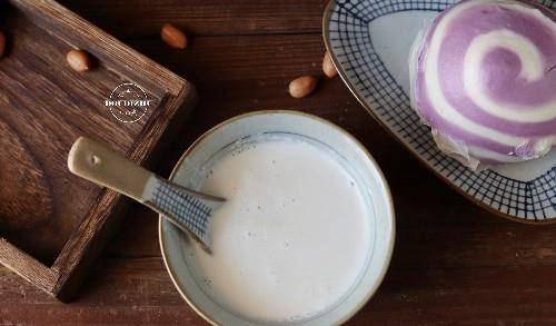 食材|教你制作一个不一样的豆浆,味道香醇特别好喝,早上来一杯更健康