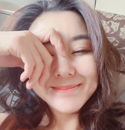 烫发师|35岁李小萌官宣怀二胎，直言想要女孩，结婚8年已有一子