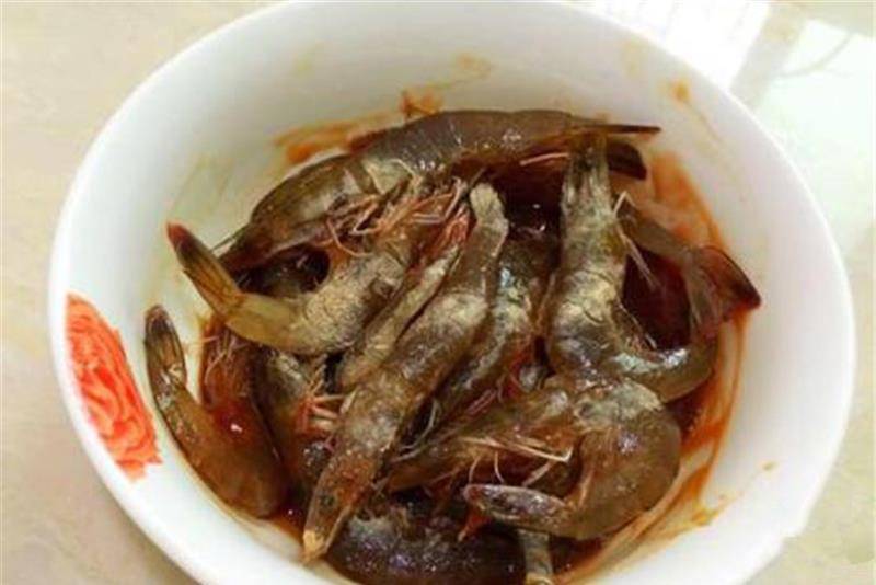 做法|番茄虾这样做，酸甜浓郁，鲜嫩美味，小孩点名要吃