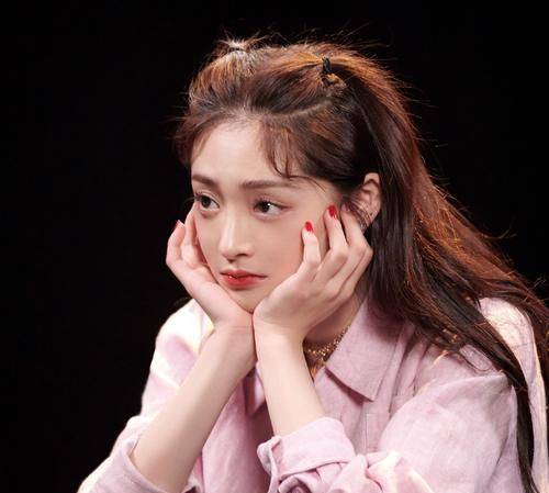 舞台|陈卓璇输给宋雨琦,在后台哭到停不下来,周洁琼和吴宣仪名次不理想