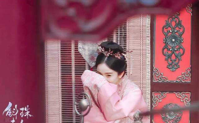 来袭|继《与君歌》后，又有三部古装大剧来袭，杨幂热巴杨紫强势归来！