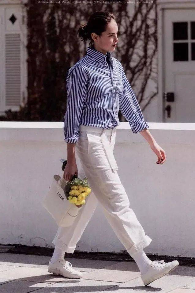 短袜|别再露脚踝了!今年秋天“露袜”才是真时髦!