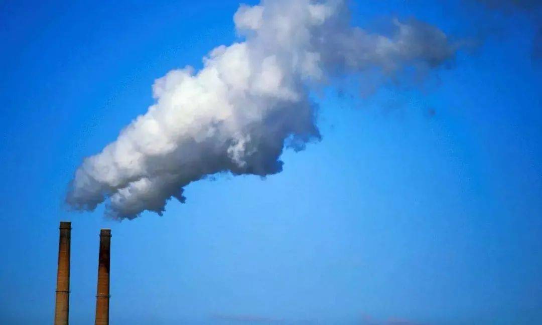 减少二氧化碳排放量的手段除了碳封存就是碳抵消,即通过投资开发可