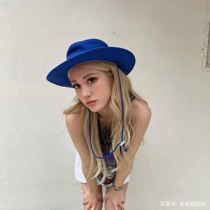 小羊|秋季“最美”穿搭大赏，这几个必会的搭配宝典，让你的时尚力倍增