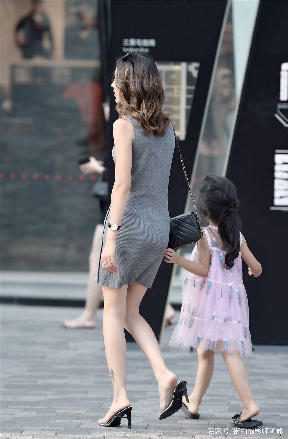 漂亮|辣妈的时尚,在于心态,不是做了妈妈,就不能穿着漂亮的衣服了