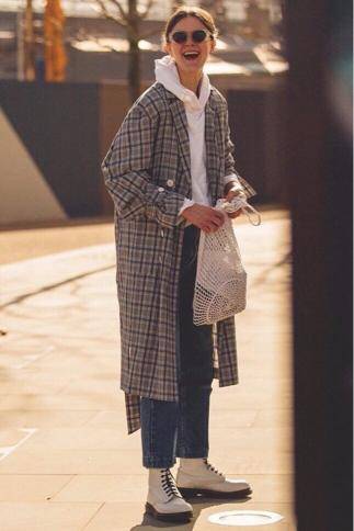 短裙|设计的裙姿穿在他们身上会将裙子的独特之处显现出来