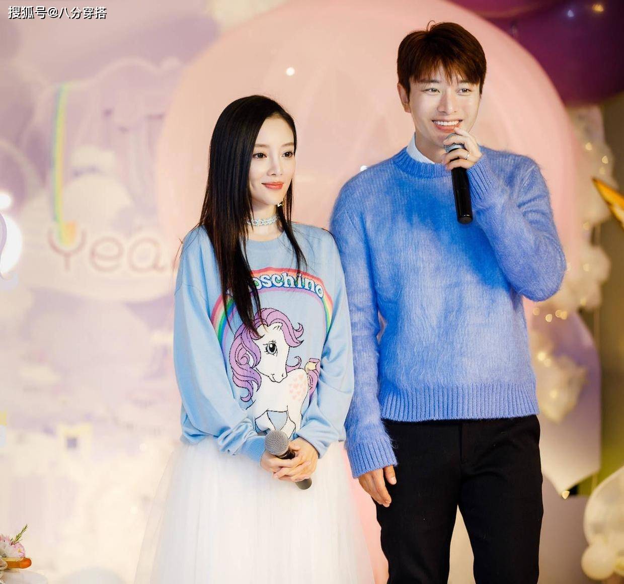进行|李小璐挺洋气的，穿深灰色套装阳光自信，一点不像孩子妈
