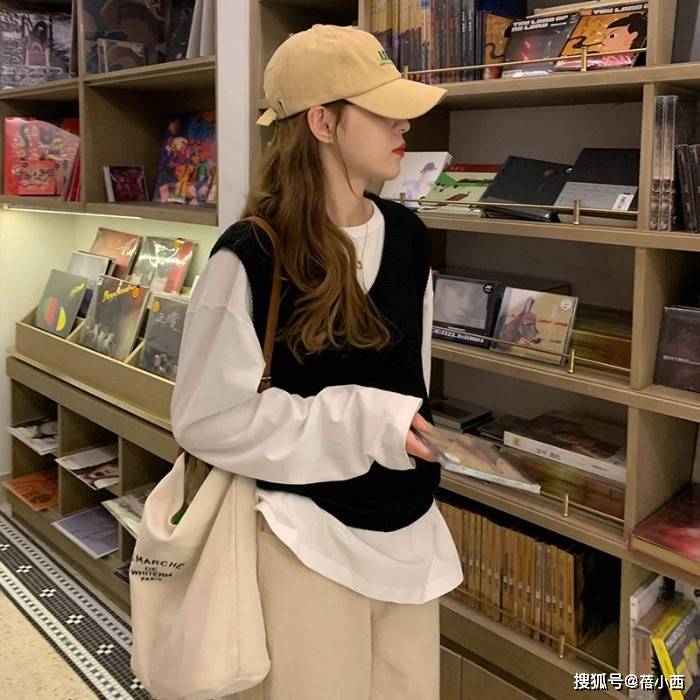 形象|秋季，穿上“黑色马甲”，让你遇见不一样的美好