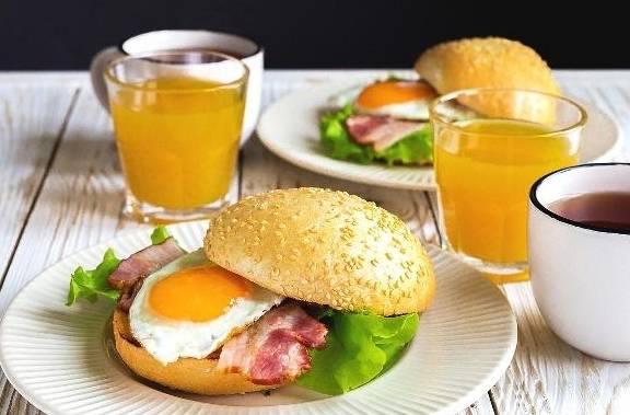 并发症|血糖恢复正常后，饮食需要控制吗？4个事项，要注意