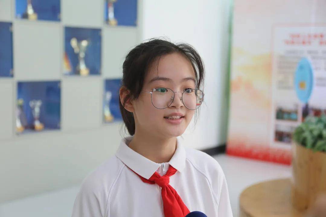 杨村第十一中学学生李奕诺作为一名在校学生,我会将"请党放心,强国有