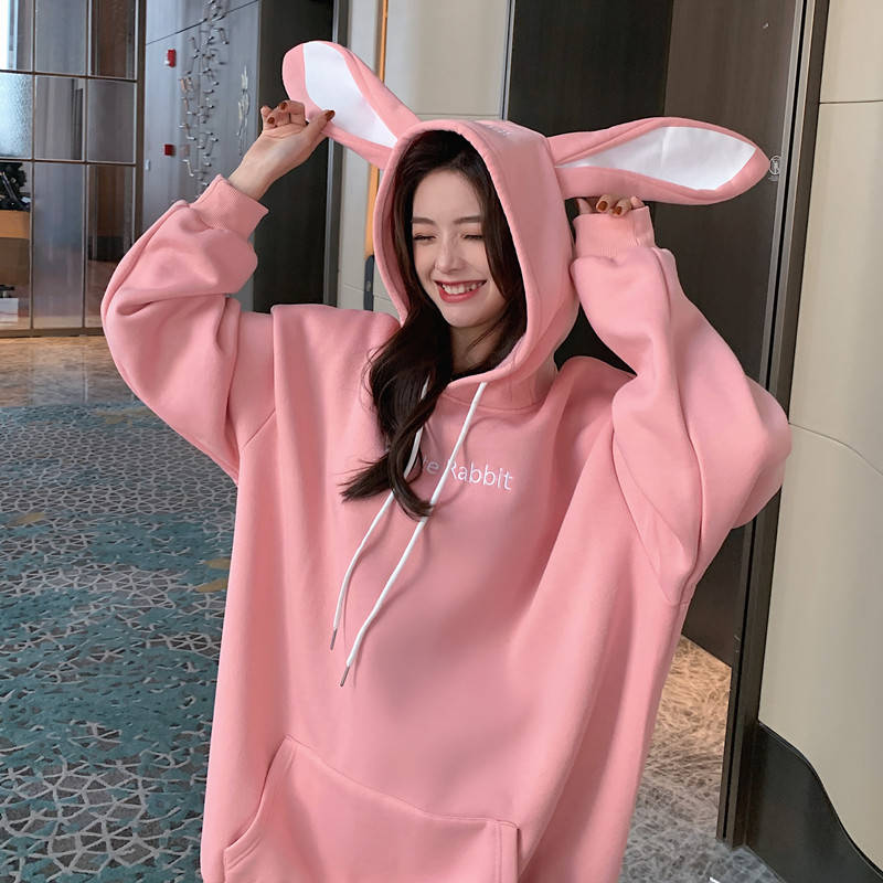 卫衣|学唐艺昕这样穿,简单的卫衣搭配半裙,叠穿出时髦感