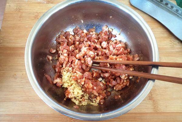 人体|1块猪肉,1把韭菜,制成懒人早餐,酥脆鲜香,一口一个真过瘾