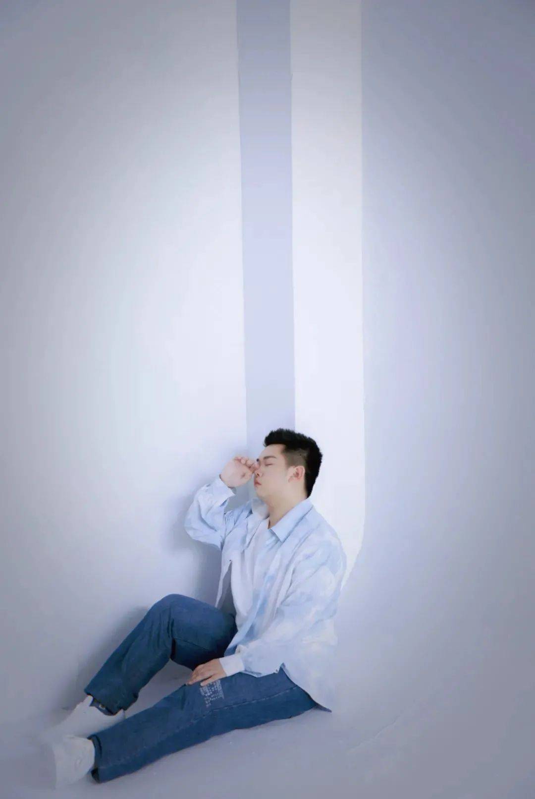 人间|音乐人王馨乐首张专辑《人间理想》歌曲全部上线，青春有你更精彩