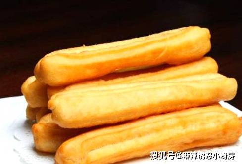 做法|早餐想偷懒就吃它，不发面不脏手，香甜柔软，孩子一顿吃了6个