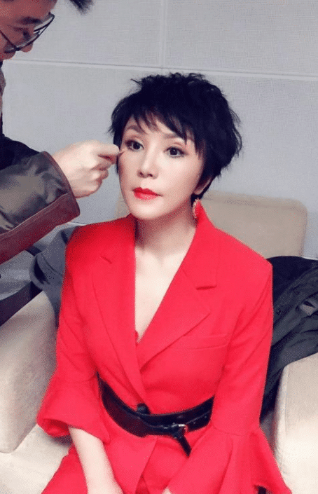 曾7次上春晚,因爽约被央视封杀,如今淡出大众视线无人识_林萍