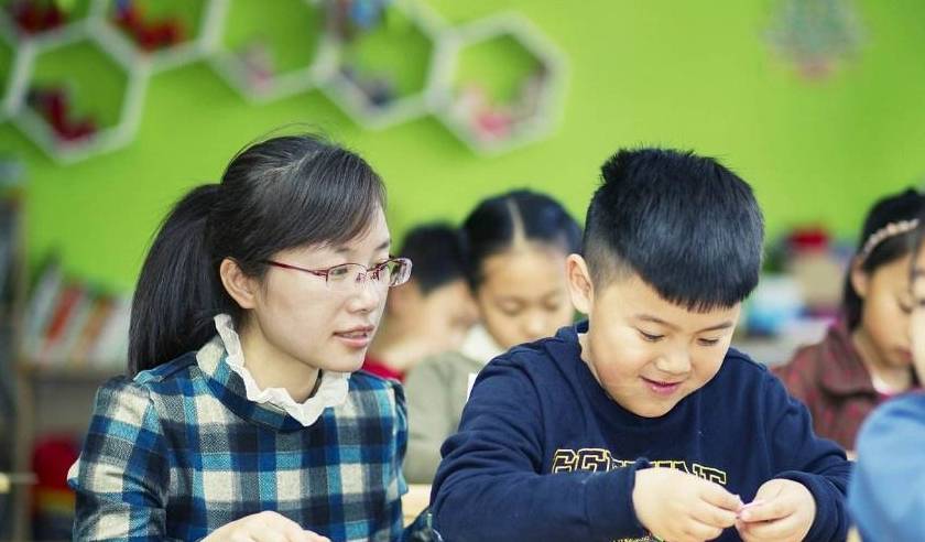 学业成绩|开学后，如何培养孩子早睡早起习惯？这些方法要利用起来