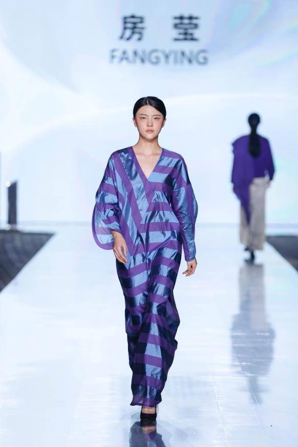 文化|2021服贸会首现时尚新亮点，首钢园迎来房莹国风大师秀