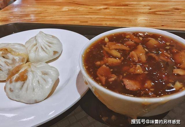 包子|北京早餐、河南早餐、四川早餐、广东早餐，10块钱左右能吃到啥？