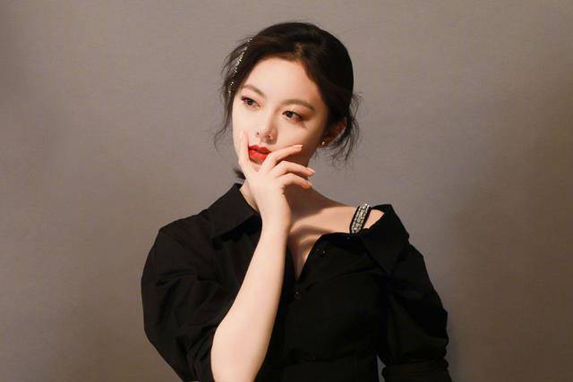 全民|中戏艺考第一，赵今麦可是出尽了风头，全民美少女初长成好好看