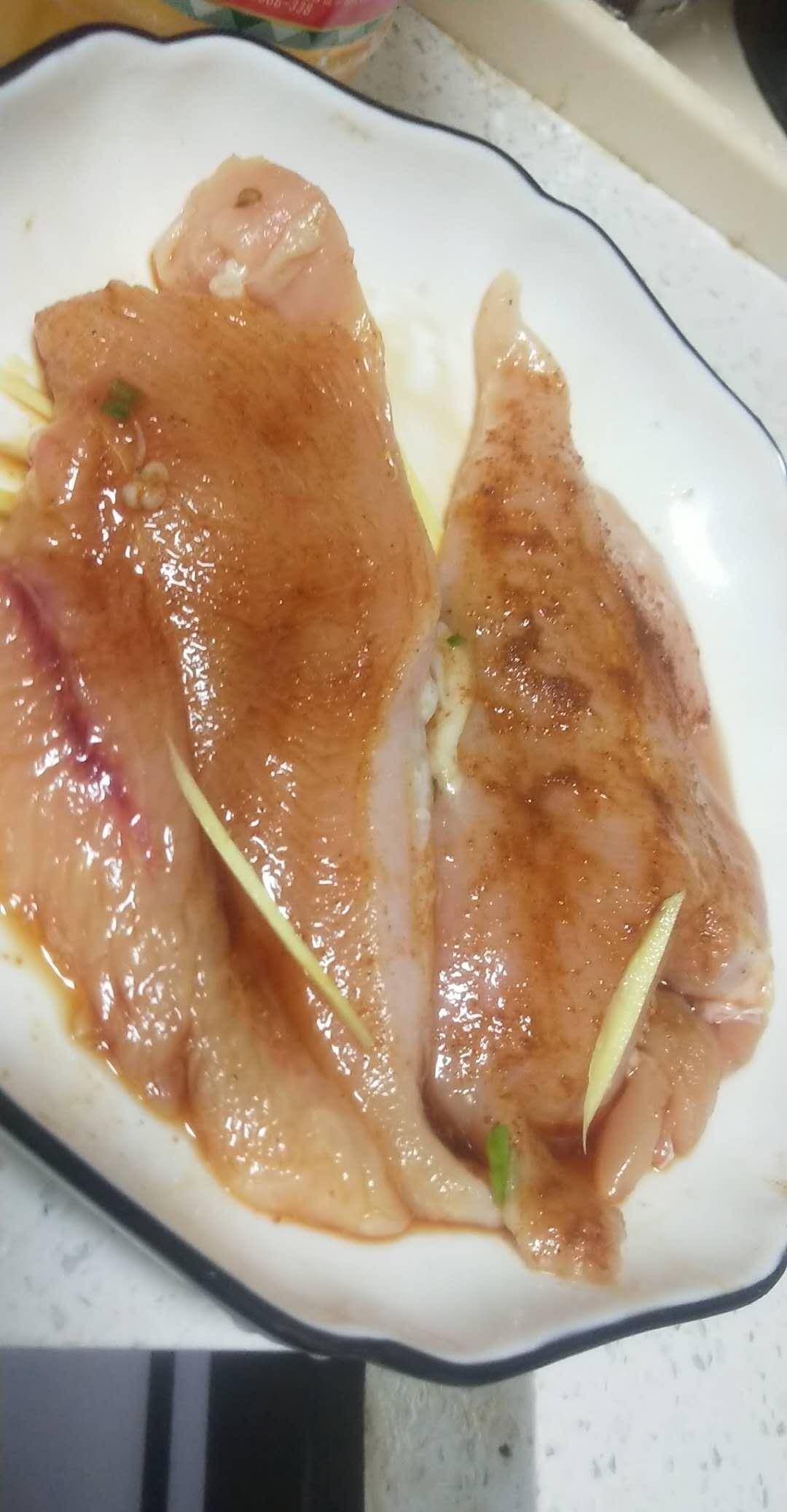鸡胸肉一般煎多少时间 4cab782a26014d25befffd18154d8ecb.jpeg