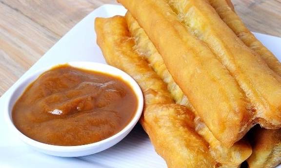 油条|早餐不能吃的3种食物，热量非常高，可能会让你变胖，不利于减肥