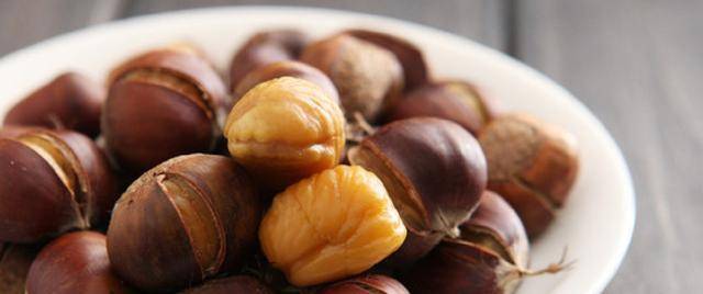 板栗怎么做好吃容易剥壳 b8e69e7bd962410fa2d0639faf2a86e8.jpeg