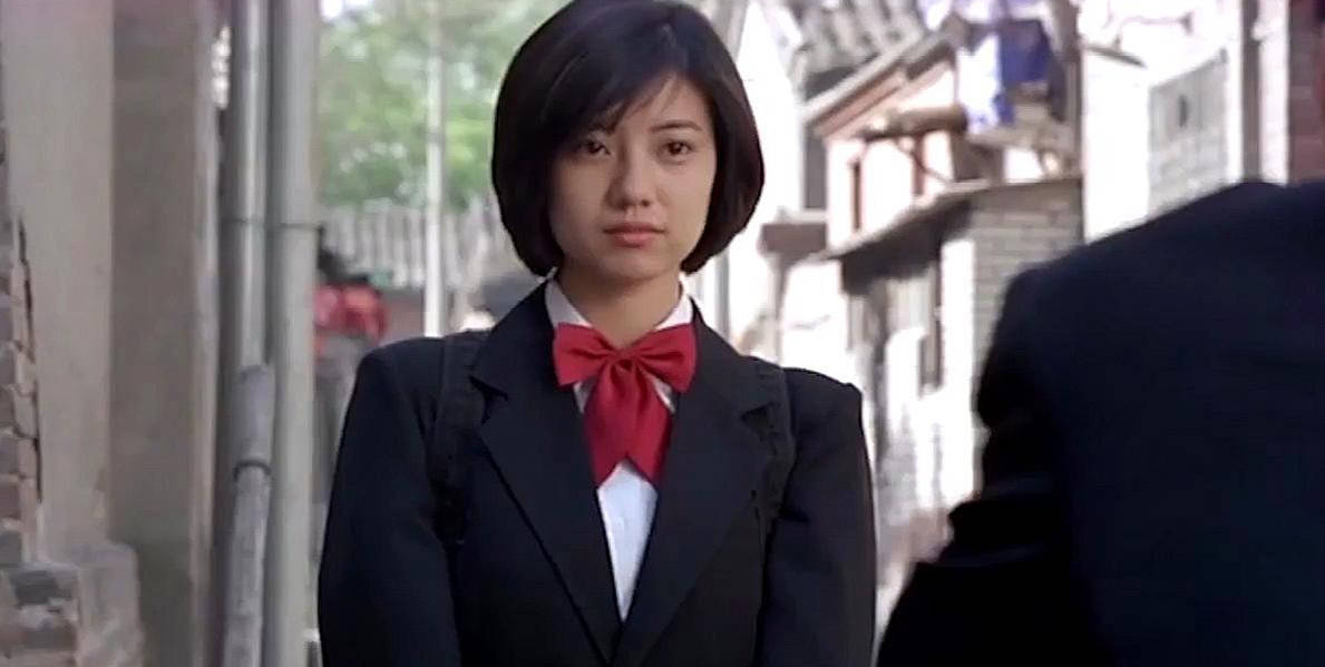 1998年9月,她出演了导演滕华涛执导的电视剧《找不着北》