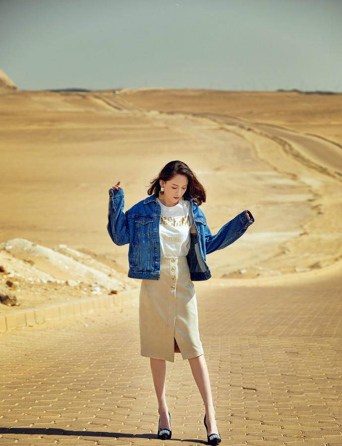 陈乔恩|陈乔恩开启撩人模式！杂志look风情万种，咋看都不像40岁的人！