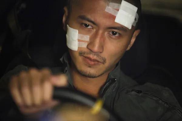 巅峰|群星演绎，票房破11亿，《怒火重案》让港片回归巅峰时代