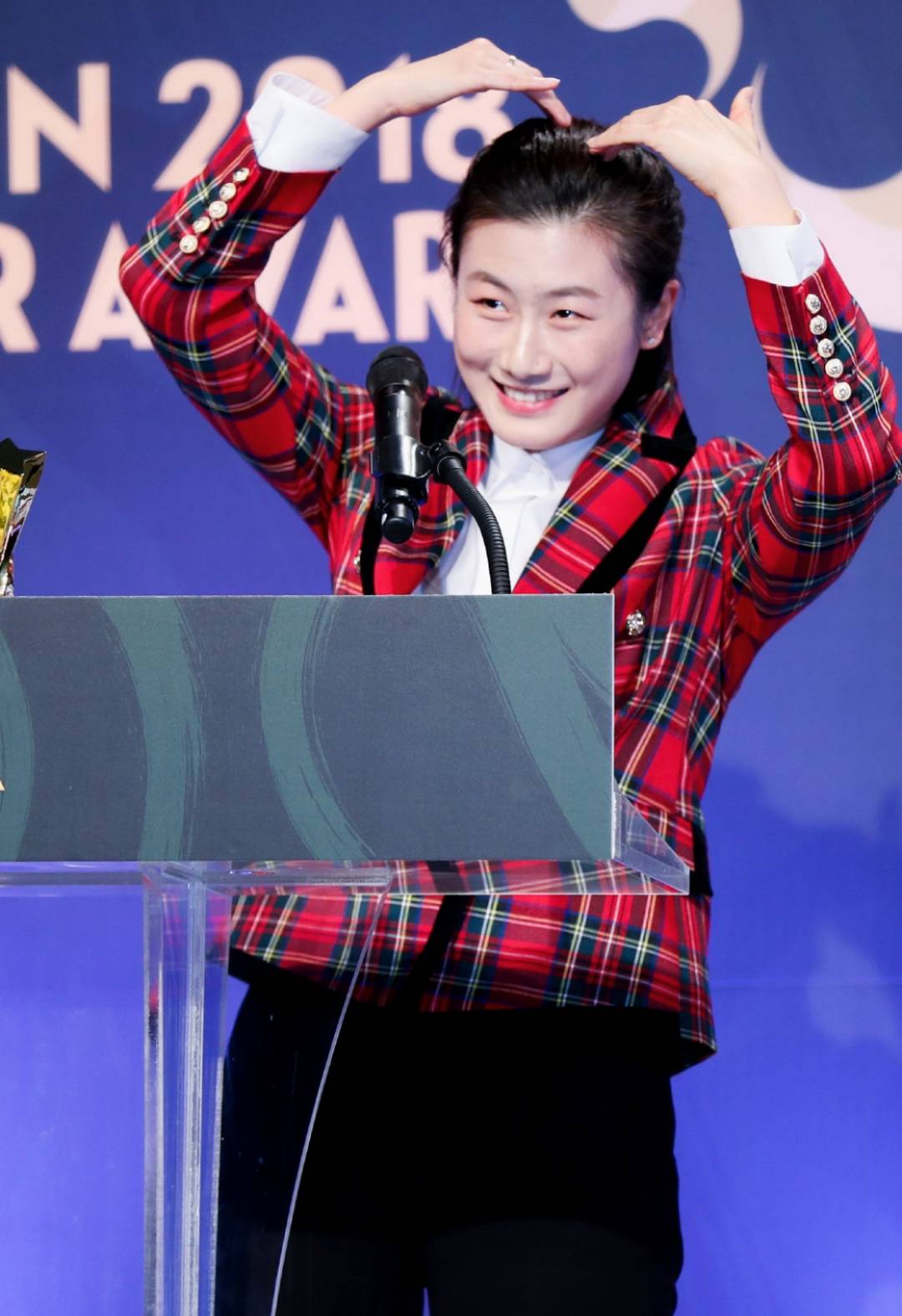 官宣丁宁退役迎新人生刘国梁用2个词形容她张怡宁顿生感慨