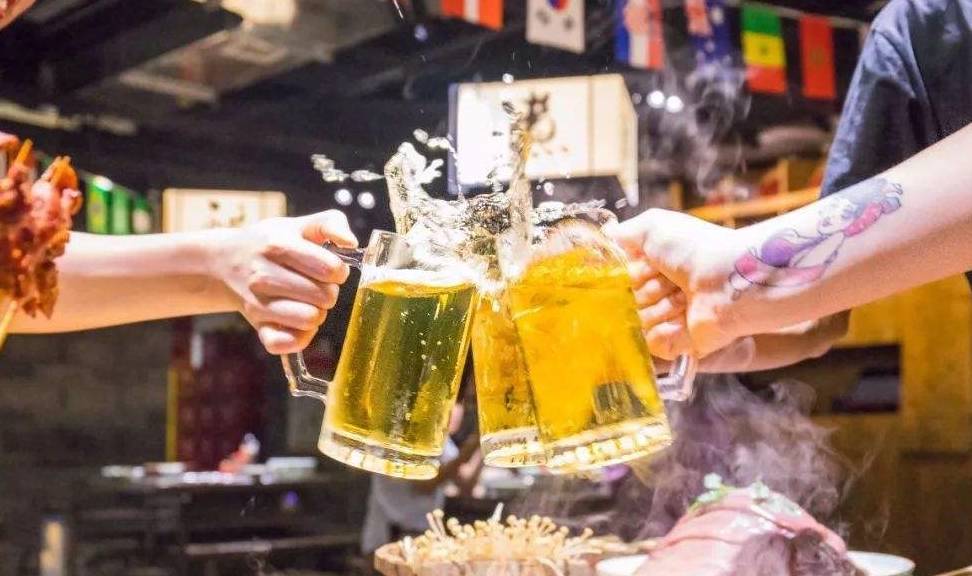 毒素|43岁男子深夜腹部疼，竟是肝硬化，提醒：日常2件事，是“大忌”