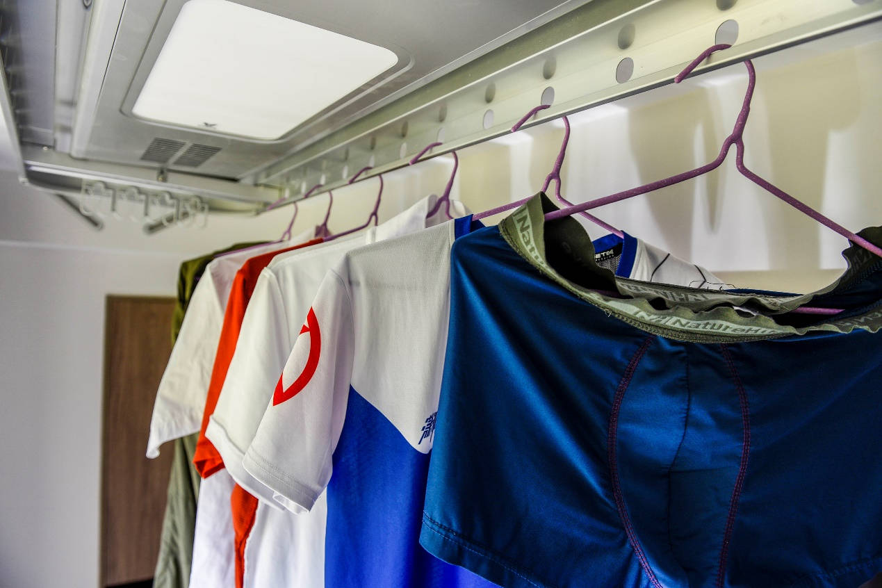 为什么要买电动晾衣架 7156373cc7b64f658cb148c40c6f1c0c.jpeg