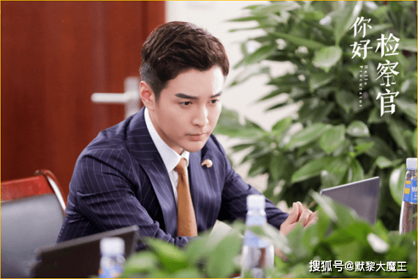 姜文静|优酷芒果TV又“撞档”，两部新剧同天上线，近代传奇对决都市职场