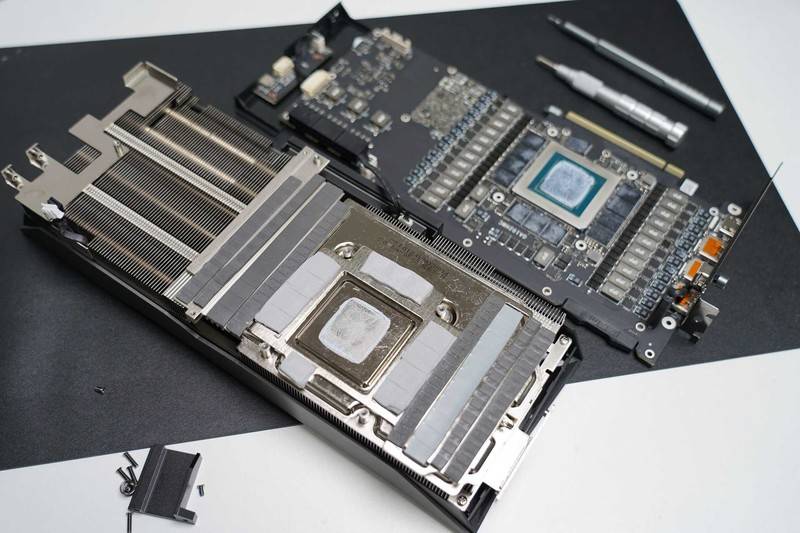 轻松压制rtx3090火神古兰森granzongpu一体水冷评测