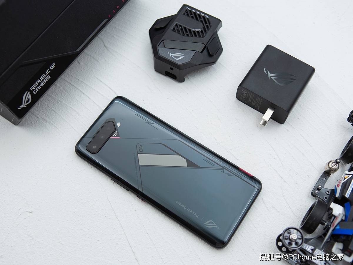 评测|腾讯ROG游戏手机5s Pro评测：无压力跑元神的次时代游戏神器