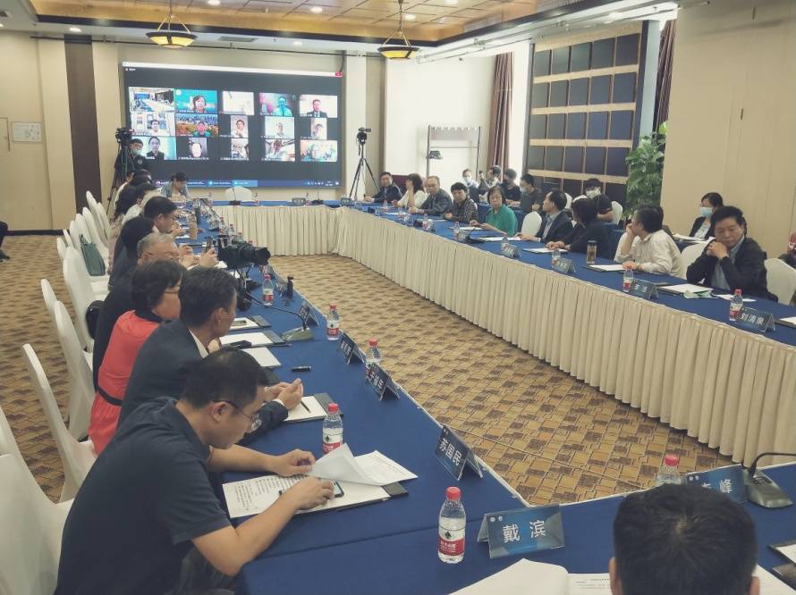 研讨会|海内外中医界共同探讨新冠肺炎患者恢复期的康复治疗