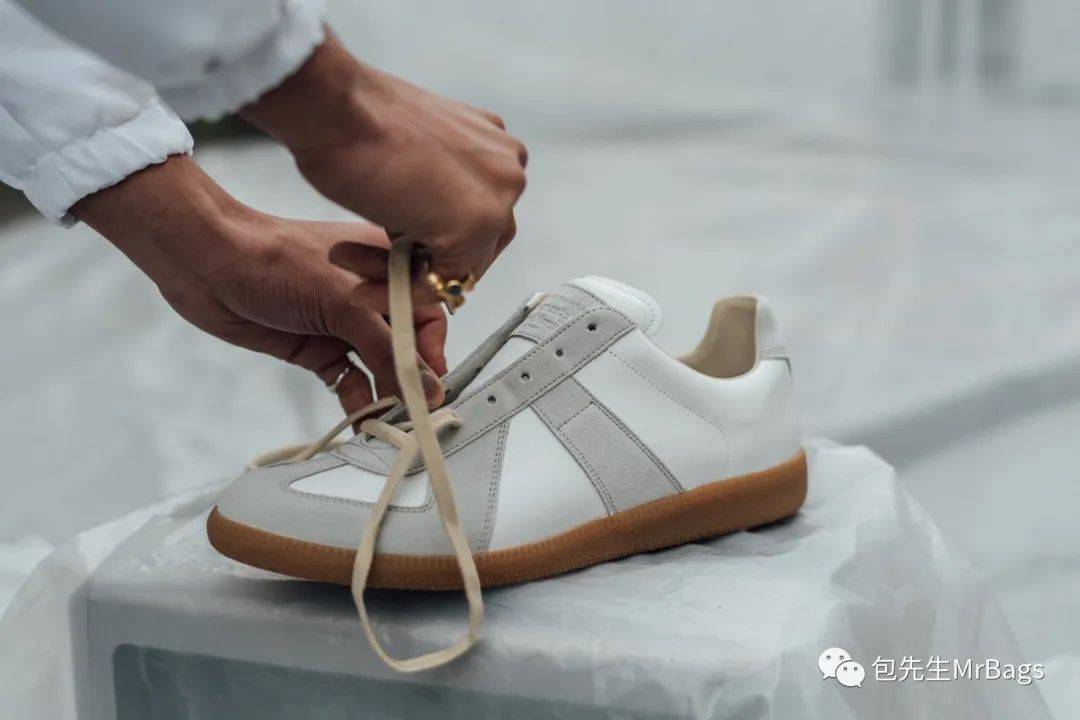 高跟鞋|好穿又时髦！今年最值得自己买给自己的平底鞋全总结！