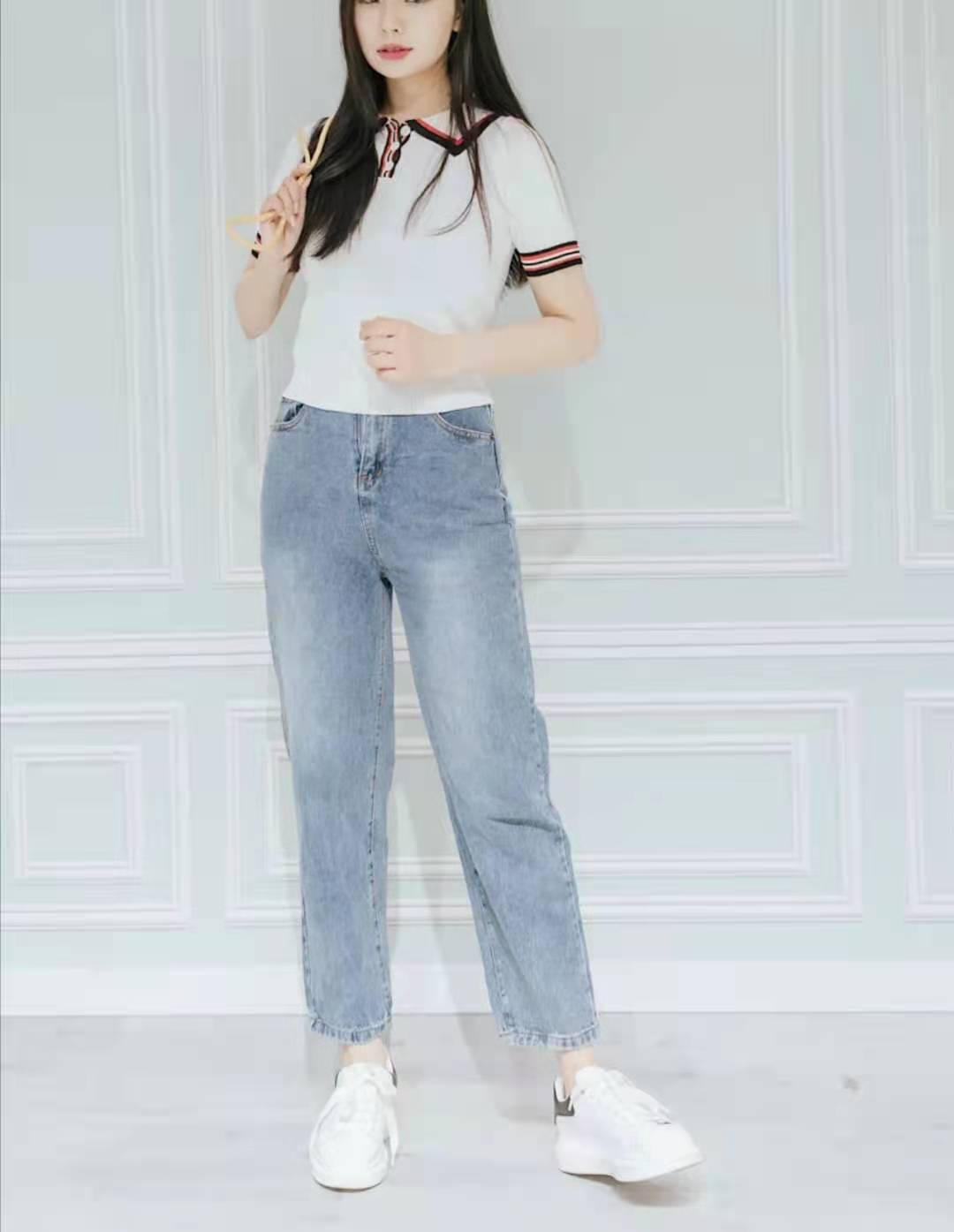 脚踝|2021不要再穿高跟鞋了！今夏“九分裤＋运动鞋”正流行！