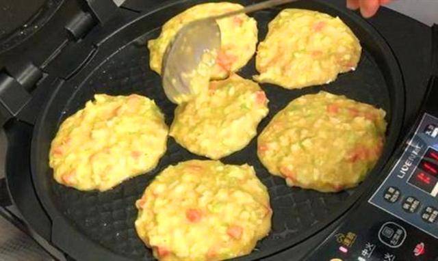 做法|儿子隔三差五点名要吃的早餐,烙一烙8分钟上桌,解馋又顶饱