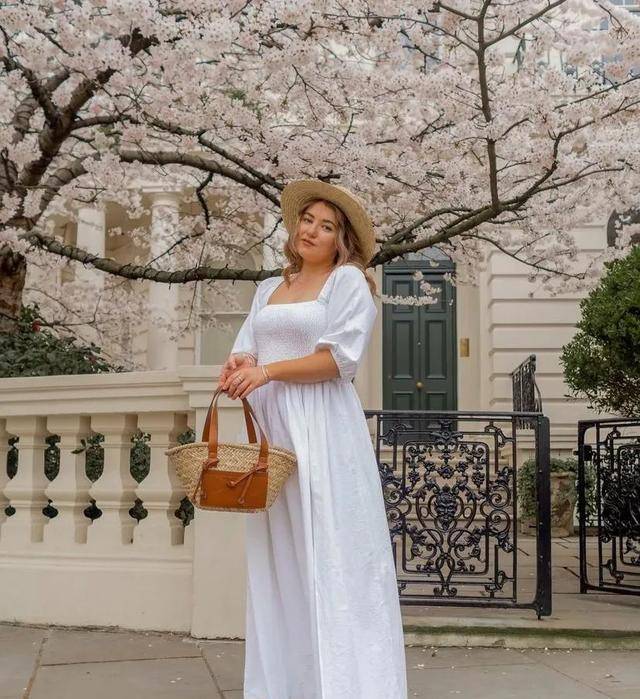 微胖女生怎么自信一点 4ff50b6664844472bb8e34024ad9e415.jpeg