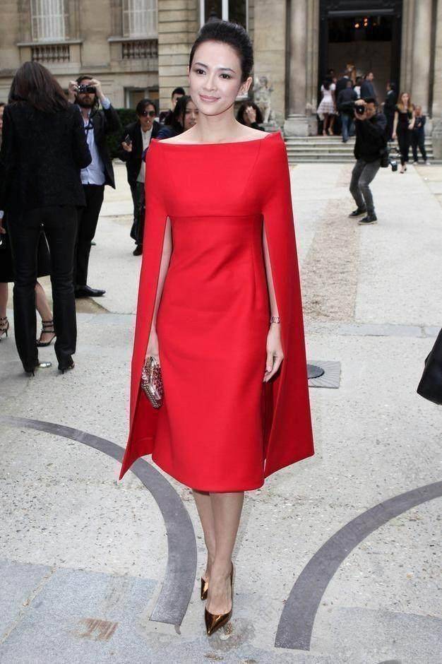 风情|今春最优雅CP：山楂裙＋高跟鞋，温柔还耐看，适合三四十岁的女人