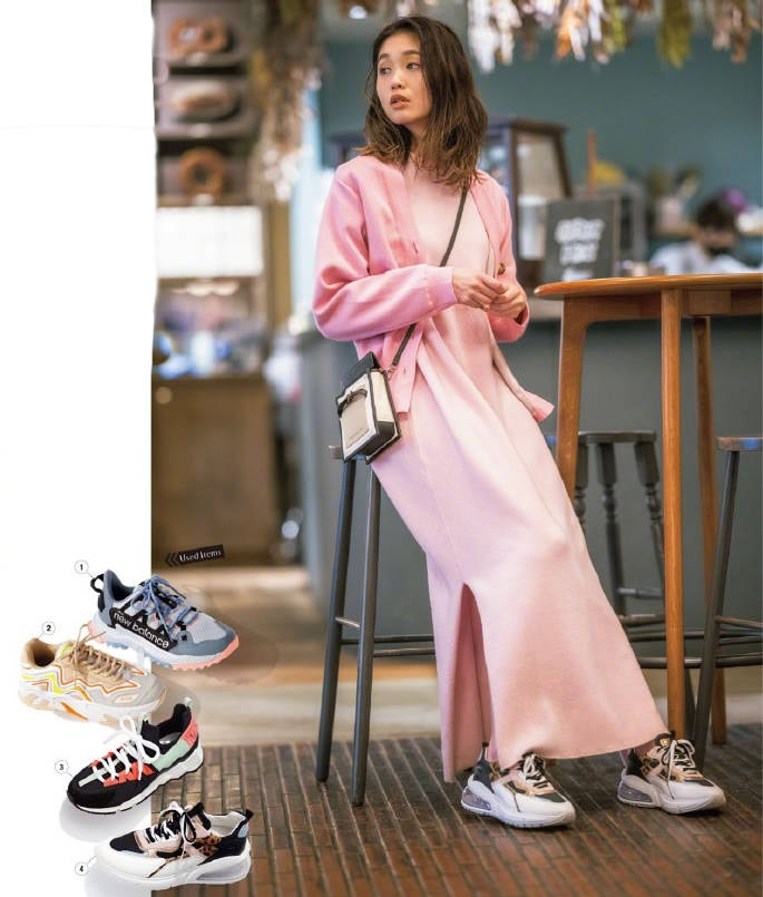 色调|“我”最会穿休闲鞋!运动鞋的夏日“分寸”穿搭,2个要点全解决