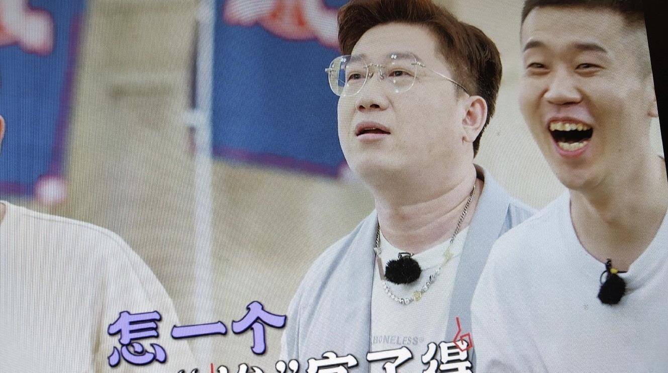 观众|连续三轮第一，张鹤伦能否成为《德云斗笑社》第二季“钢男孩”