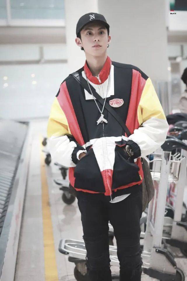 品牌|被Supreme曝光的Dickies，新联名已刷爆朋友圈/排队抢购，新合作款发售！